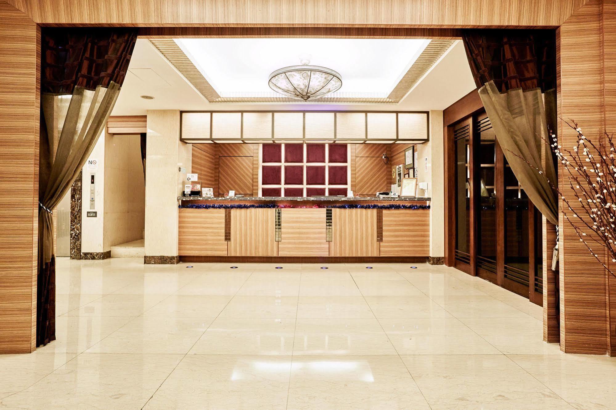Beauty Hotels - Hsuanmei Boutique Taipei Exterior photo